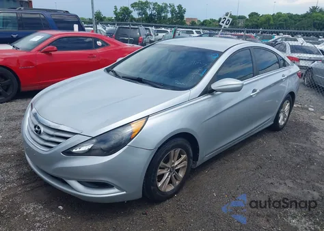 2013 Hyundai Sonata Gls z USA, uszkodzony, nr VIN 5NPEB4AC5DH759607